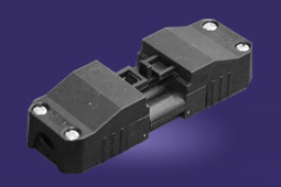 lug an socket connector 3 poles with locking latchIP30